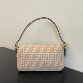 FENDI Осенняя и зимняя коллекция фланелевых изделий Baguette Bagu