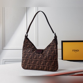FENDI  Коричневая сумка-багет 19 Новая модель в стиле ретро с уз