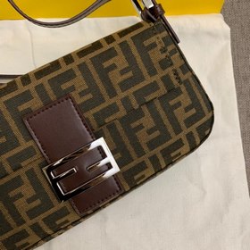 FENDI Старая сумка FF из парусины в стиле ретро Ретро-стиль. В э