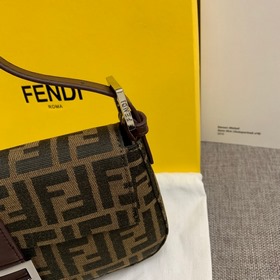 FENDI Старая сумка FF из парусины в стиле ретро Ретро-стиль. В э