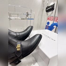 Givenchy 2022 осенне-зимняя коллекция новых ботинок в стиле ковбо