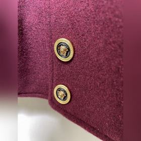 VERSACE Ретро-бейсболка. Ткань подкладки： Когда речь заходит о V