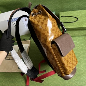 Рюкзак из совместной коллекции adidas x Gucci Этот рюкзак из совм