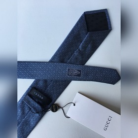 Gucci： лучшие товары, популярные модели