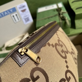 GUCCI Классический поясной мешок с узором GG в увеличенном размер