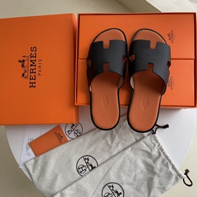 Мужские тапочки HERMES, классическая модель, которой не могут уст