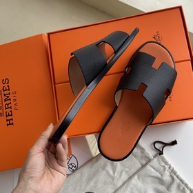 Мужские тапочки HERMES, классическая модель, которой не могут уст