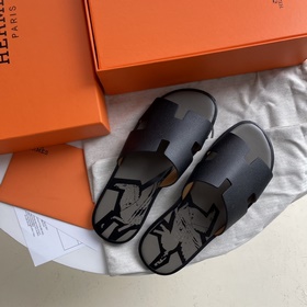 Мужские тапочки HERMES, классическая модель, которой не могут уст