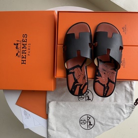 Мужские тапочки HERMES, классическая модель, которой не могут уст