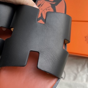 Мужские тапочки HERMES, классическая модель, которой не могут уст