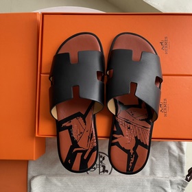 Мужские тапочки HERMES, классическая модель, которой не могут уст