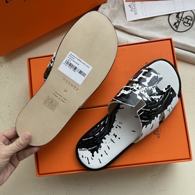 Мужские тапочки HERMES, классическая модель, которой не могут уст