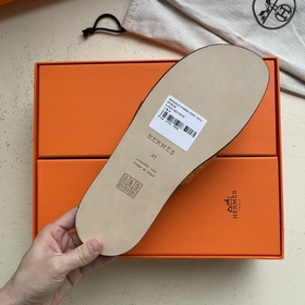 Мужские тапочки HERMES, классическая модель, которой не могут уст