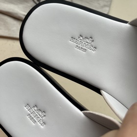 Мужские тапочки HERMES, классическая модель, которой не могут уст