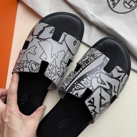 Мужские тапочки HERMES, классическая модель, которой не могут уст