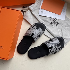 Мужские тапочки HERMES, классическая модель, которой не могут уст