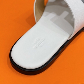 Классические мужские тапочки HERMES — верх из кожи высшего качест
