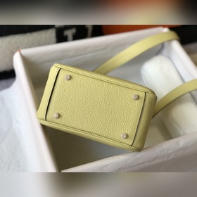 Hermès Сумки через плечо &nbsp; «Куриный желтый» Не стоит нед