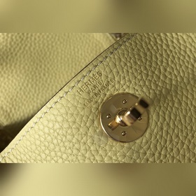 Hermès Сумки через плечо &nbsp; «Куриный желтый» Не стоит нед
