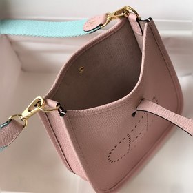 Сумка Hermès через плечо - 3Q розовая Цветной плечевой ремень, ко