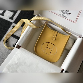 Сумка Hermès через плечо, янтарно-желтого цвета Цветные плечевые 