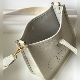 Сумка Hermès через плечо — молочный коктейль Цветные плечевые рем