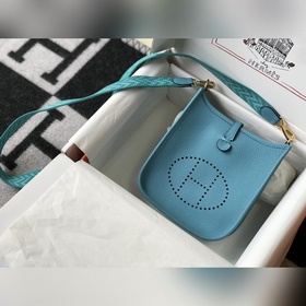 Сумка Hermès через плечо - Северный синий. Цветной ремень, кожа т
