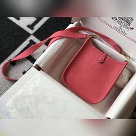 Hermès Сумка через плечо, помада. Цветной ремешок Togo из телячье
