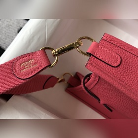 Hermès Сумка через плечо, помада. Цветной ремешок Togo из телячье