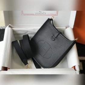 Сумка Hermès через плечо, черный Цветные плечевые ремни, кожа Tog