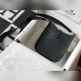Сумка Hermès через плечо, черный Цветные плечевые ремни, кожа Tog