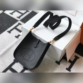 Сумка Hermès через плечо, черный Цветные плечевые ремни, кожа Tog