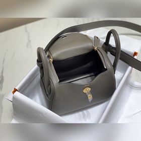 Hermès представляет новую расцветку сумки через плечо «Tin Grey» 