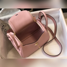 Сумка Hermès  «Молочный коктейль» Не стоит недооценивать популяр