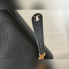 Сумка Hermès через плечо  «Черный золотой» Не стоит недооцениват