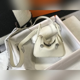 Сумка Hermès «Белая шерсть/серебро» Не стоит недооценивать попул