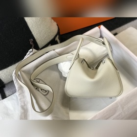 Сумка Hermès «Белая шерсть/серебро» Не стоит недооценивать попул