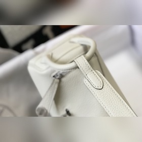 Сумка Hermès «Белая шерсть/серебро» Не стоит недооценивать попул