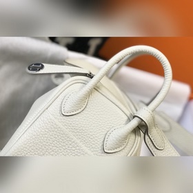 Сумка Hermès «Белая шерсть/серебро» Не стоит недооценивать попул