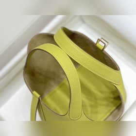 Сумка Hermès  Маленький желтый цыпленок Если вы достаточно хоро