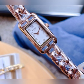 Женская серия NANTUCKET от Hermès С кварцевым механизмом, зеркал