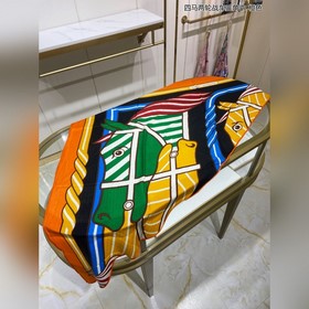 Hermès Треугольный платок «Четыре лошади колесница» Многофункцион