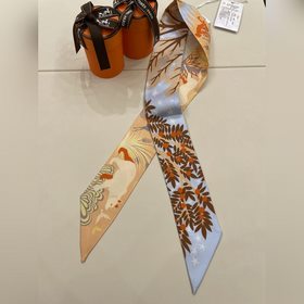 Hermès Twilly маленький шелковый платок, материал： 16M шелк с кос