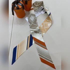 Hermès Twilly маленький шелковый платок, 100% шелк Этот небольшой