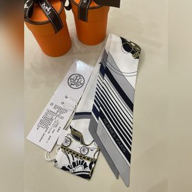 Hermès Twilly маленький шелковый платок (100% шелк) Этот небольшо
