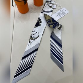 Hermès Twilly маленький шелковый платок (100% шелк) Этот небольшо