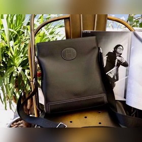 Hermes новейшая модель мужской сумки через плечо изготовлена из и