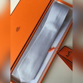 Выбор лучших товаров Hermes, популярные модели