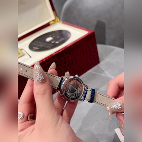 Часы Jaeger-LeCoultre Reverso Meteorite Отражают искусство часово