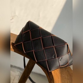 Новая сумка Woven Basket Gingham Bag от Loewe Молча выпущенная се